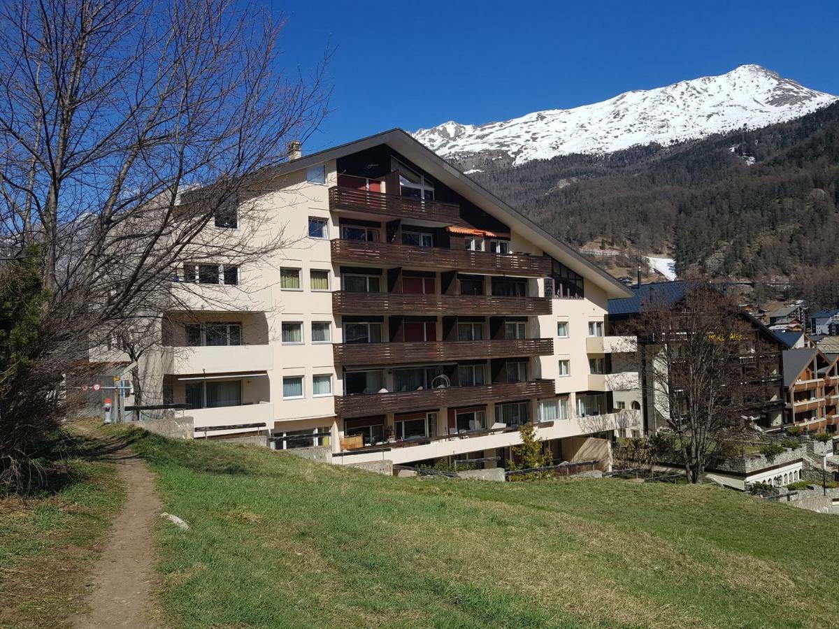 Ferienwohnung Zayetta Ice Cube Nr. 11 Zermatt Bagian luar foto