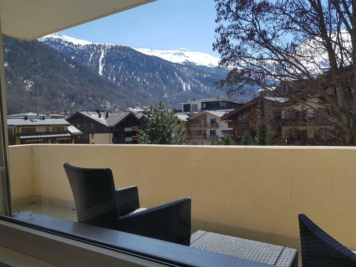 Ferienwohnung Zayetta Ice Cube Nr. 11 Zermatt Bagian luar foto